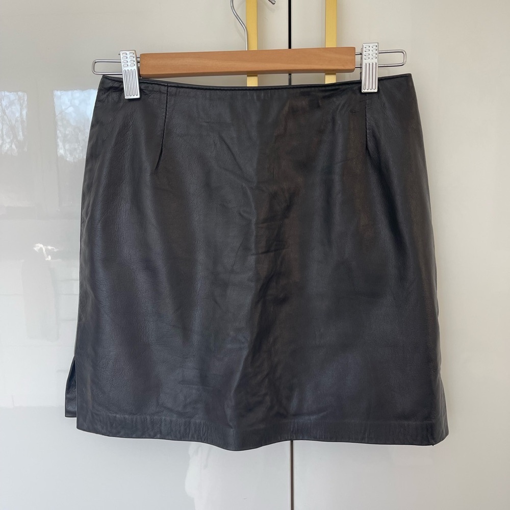 Danier Black Leather Skirt size 4